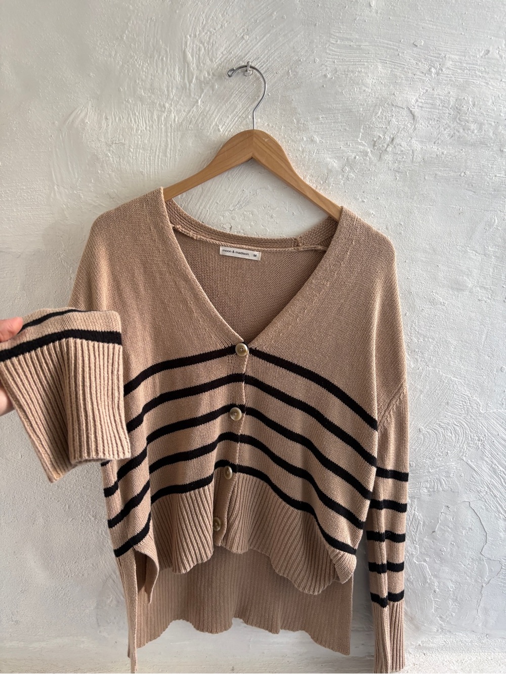 Moon & Madison boutique 100% cotton knit cardigan - Picture 3 of 9